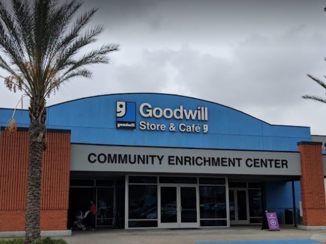 Goodwill Southern California Outlet Store - Los Angeles